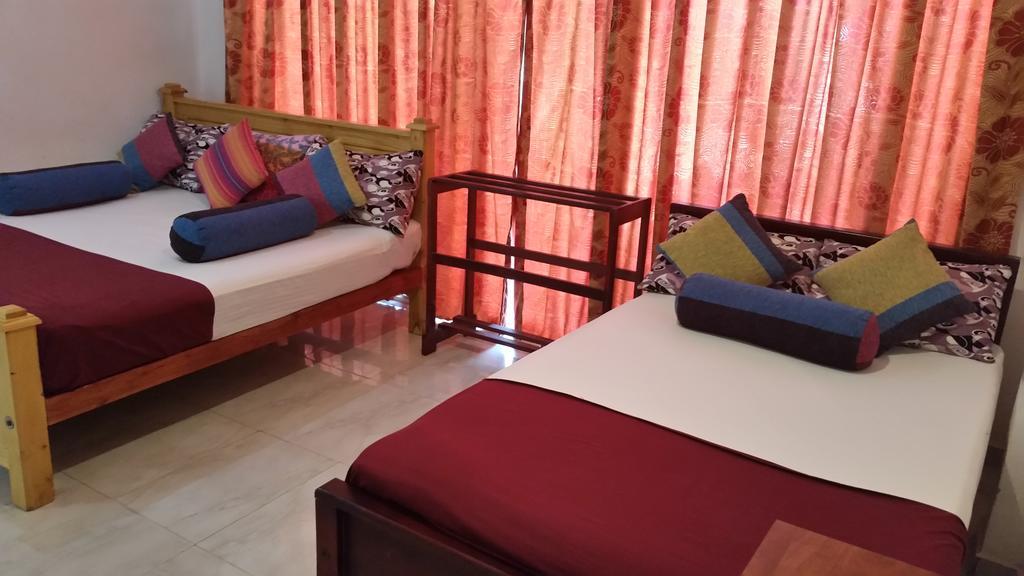 Bevary City Hotel Anuradhapura Exterior foto